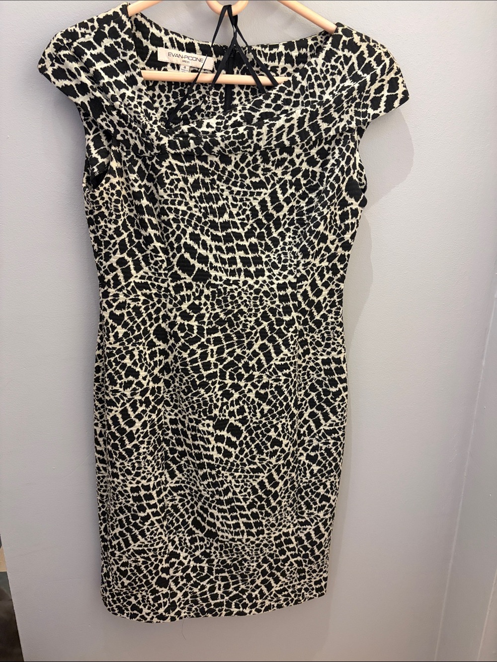 Evan Picone Black and Cream Abstract Cap-Sleeve Sheath Dress